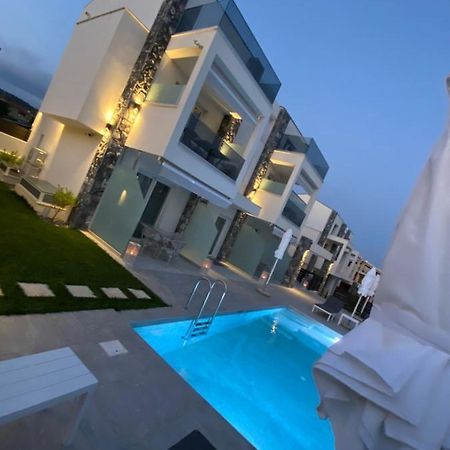 Interni Luxury Living Apartment Nikiti  Bagian luar foto