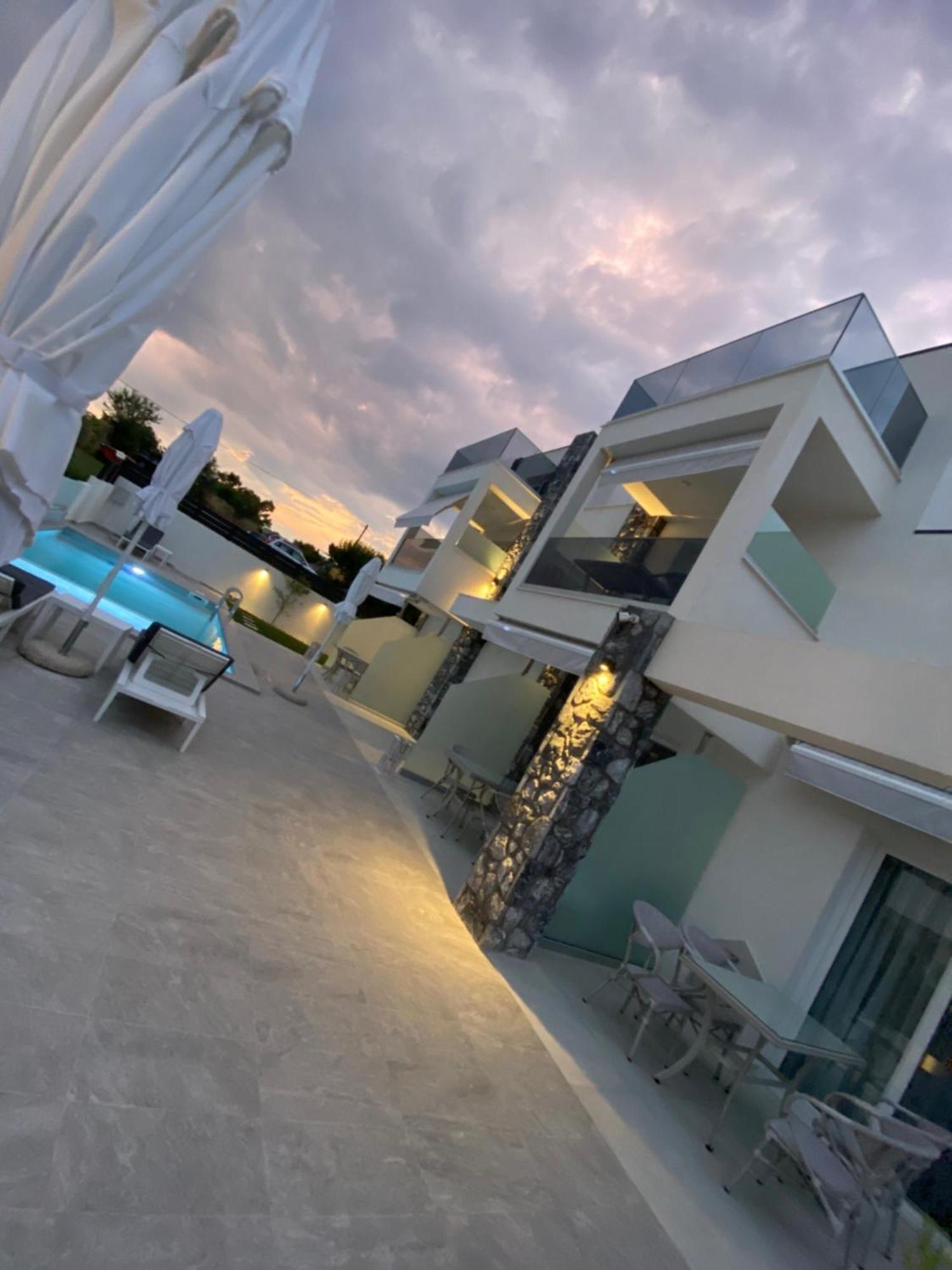 Interni Luxury Living Apartment Nikiti  Bagian luar foto