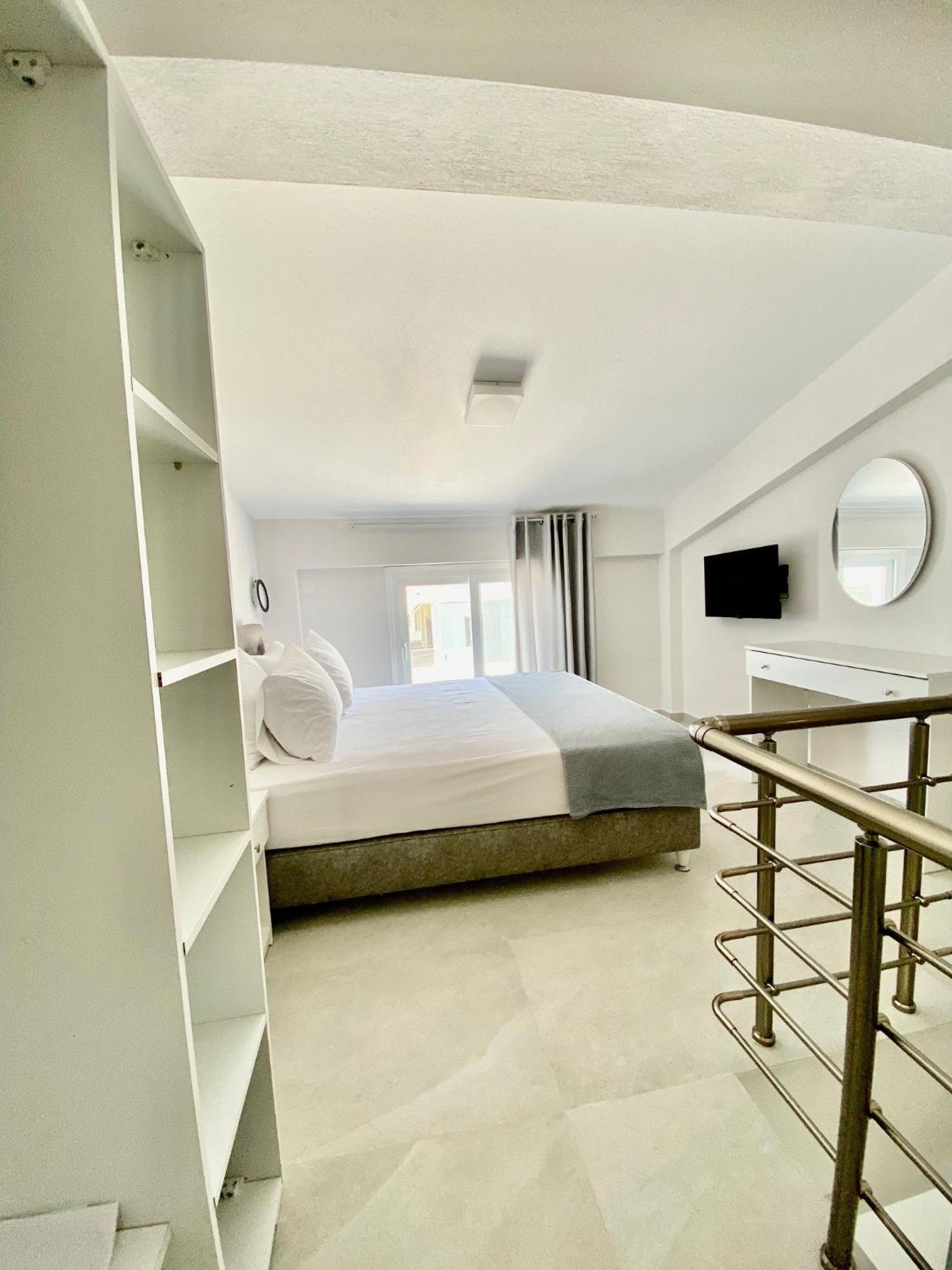 Interni Luxury Living Apartment Nikiti  Bagian luar foto